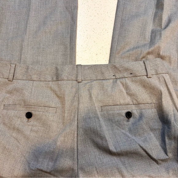 Banana Republic Logan pants - Picture 3 of 6